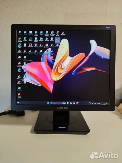 ЖК Монитор Samsung 970p 19