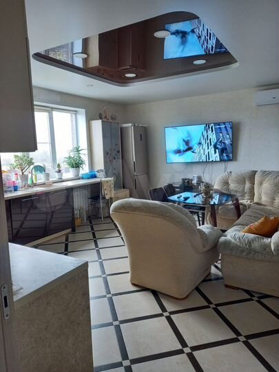 Коттедж 226 м² на участке 12 сот.