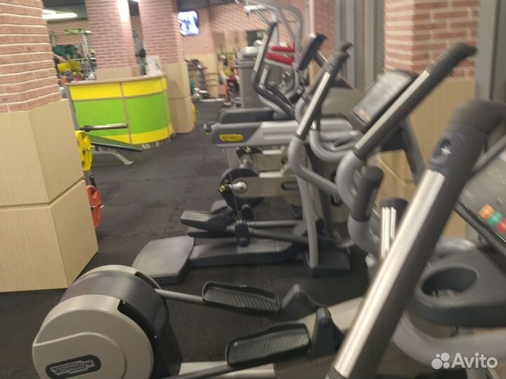 Абонемент в фитнес клуб Fresh Life