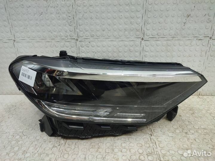 Фара правая Volkswagen Polo MK6 2020