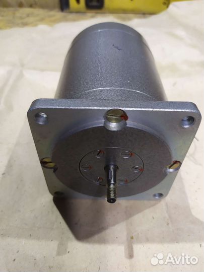 Электродвигатель постоянного тока 4ар-2А