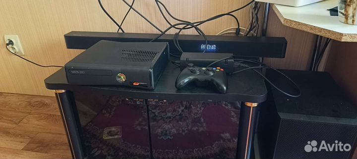 Игровая приставка xbox 360