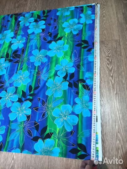 Ткань стрейч очень яркие и глубокие цвета