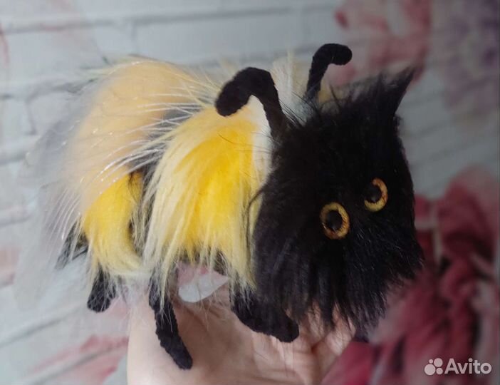 Шмель игрушка