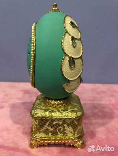 Яйцо в стиле Фаберже