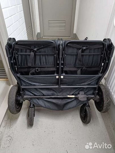 Коляска для двойни pituso