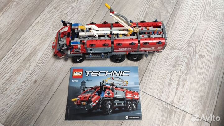 Lego Technic 42050 и 42068