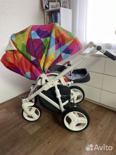Коляска 2 в 1 Bexa cube