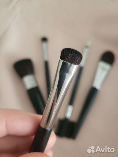 Кисти для макияжа