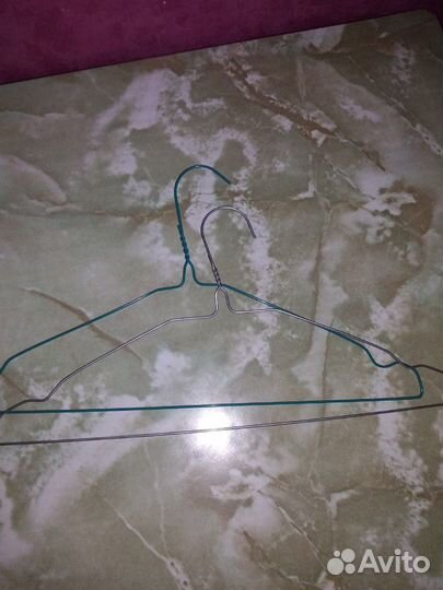 Вешалка-плечики