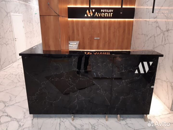 Рабочее место у окна