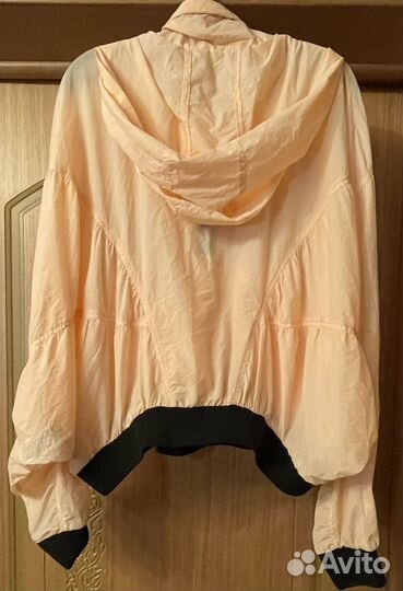 Новая летняя куртка zara, размер М