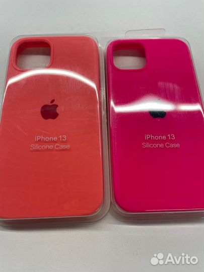 Силиконовый чехол для iPhone 13