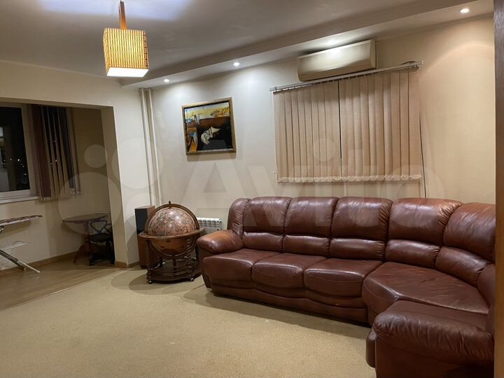 2-к. квартира, 60 м², 11/12 эт.