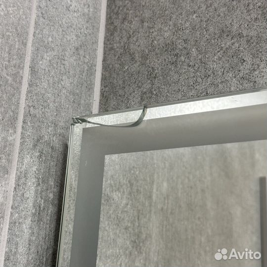 Зеркало с сенс выкл