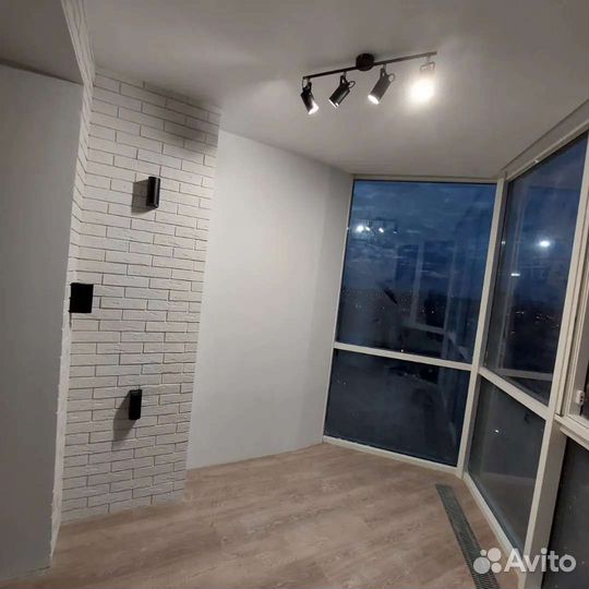 Отделка балконов под ключ