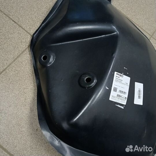 Подкрылок задний левый renault Duster 2010