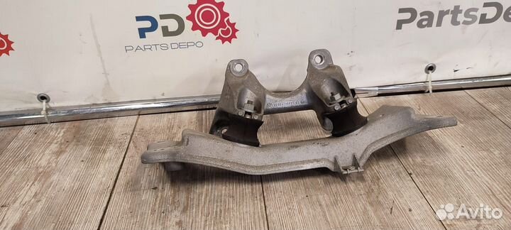 Траверса опора АКПП BMW e90 n46b20