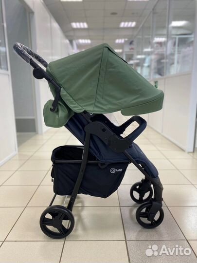 Прогулочная коляска новая