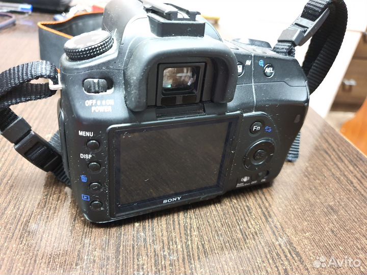 Зеркальный фотоаппарат sony dslr-A200