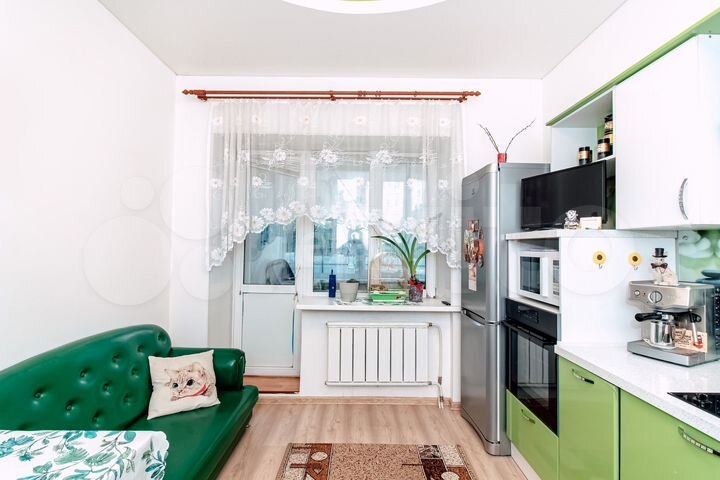 2-к. квартира, 48 м², 1/3 эт.