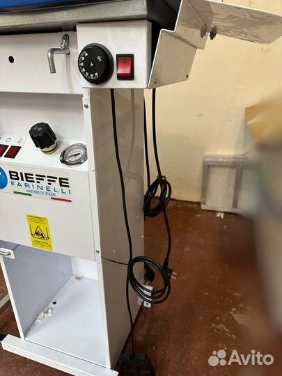 Гладильный (утюжильный) стол bieffe BF084CE