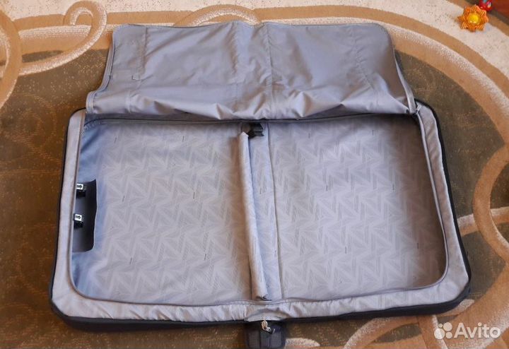 Сумка-чемодан для рубашек