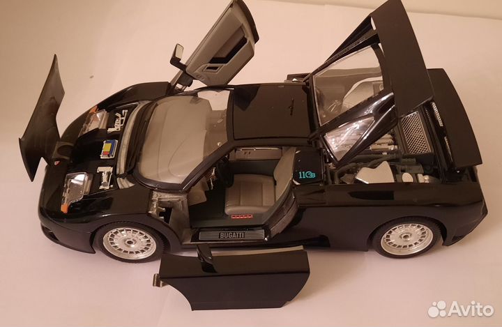 Модель автомобиля Bugatti Dodge Viper Ferrari