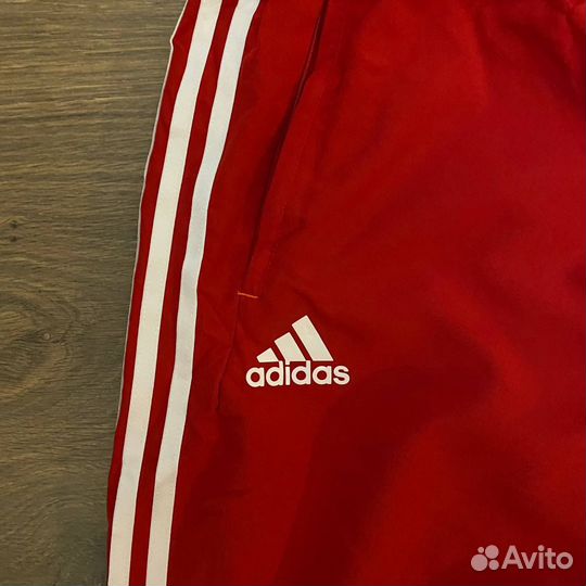 Спортивные штаны adidas