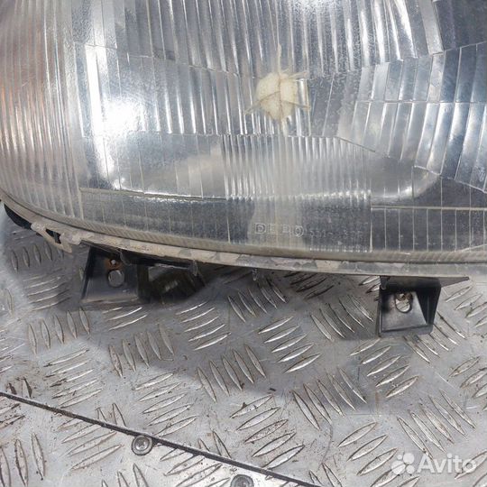 Фара передняя правая Renault Clio седан K7J700