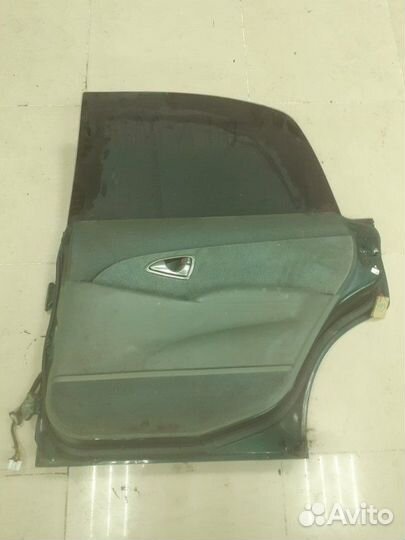 Дверь задняя правая Mitsubishi Diamant F31A 6A13