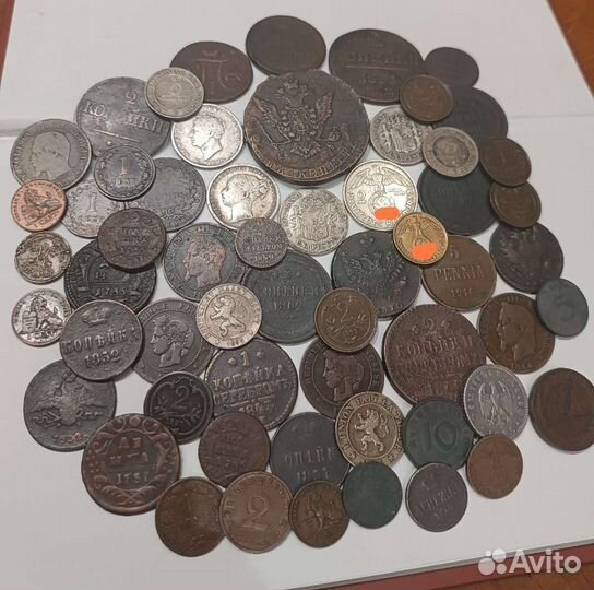 Лот из 57 монет.коллекция монет