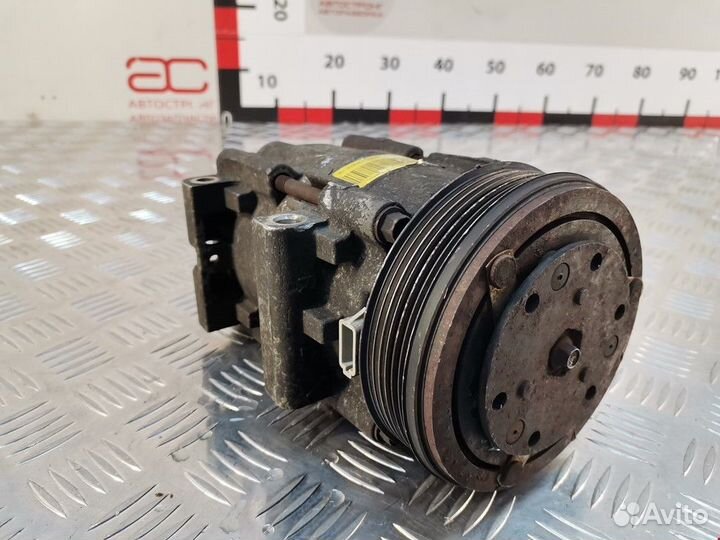 Компрессор кондиционера Mazda Tribute 2003