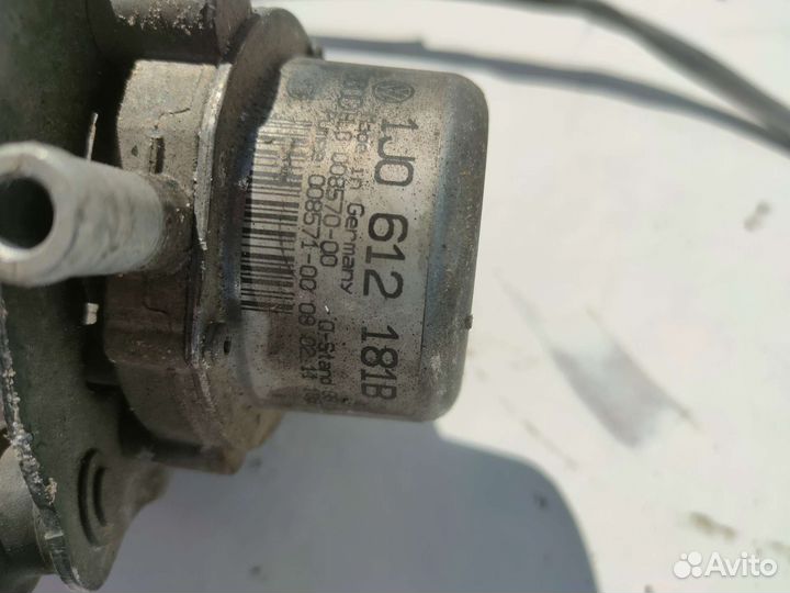 Вакуумный насос skoda Volkswagen