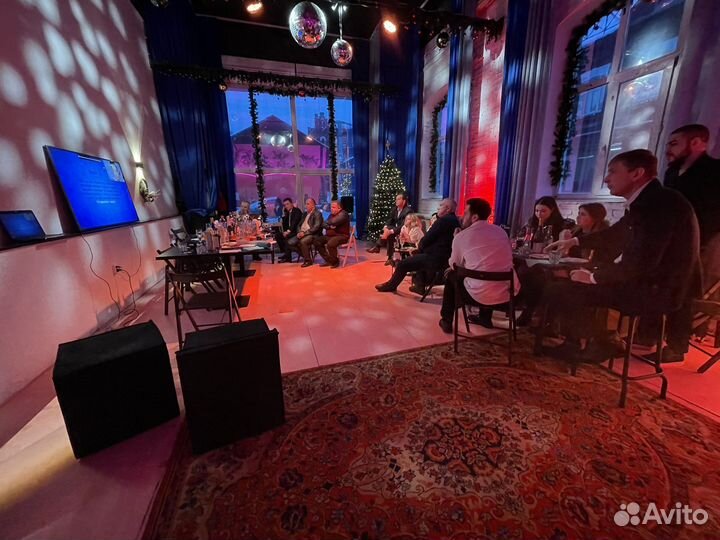 Ведущий квизов, мафии, корпоративов и свадеб