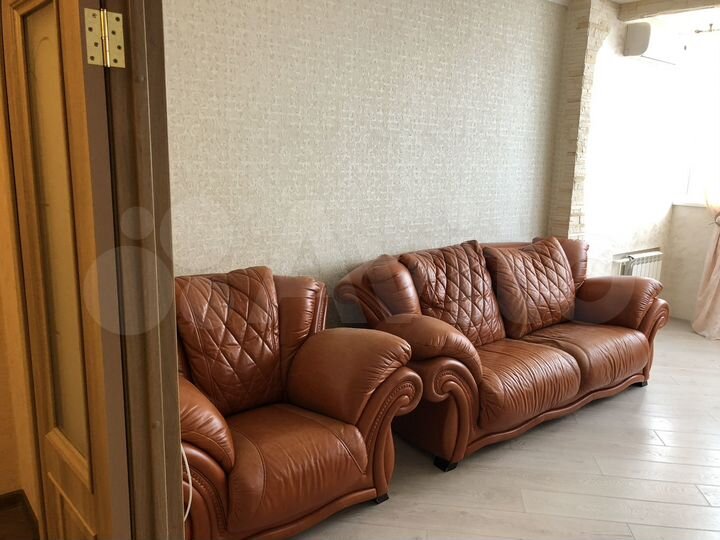 3-к. квартира, 100 м², 13/16 эт.