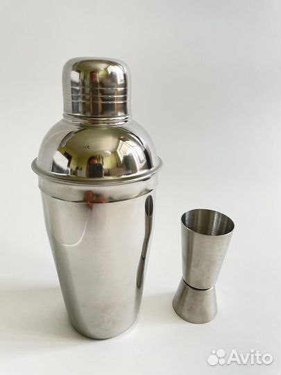 Шейкер и джиггер для коктейлей новые