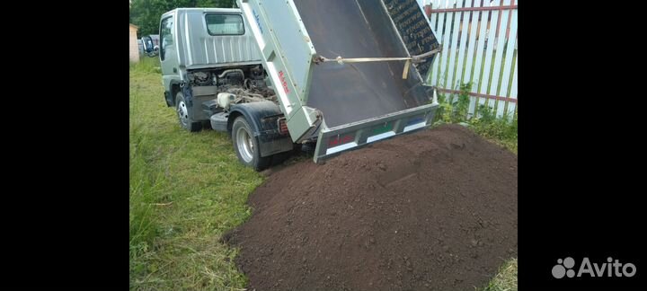 Малогабаритный самосвал и мини экскаватор