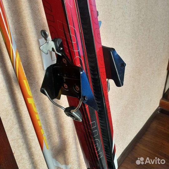 Лыжи, палки, чехол ботинки