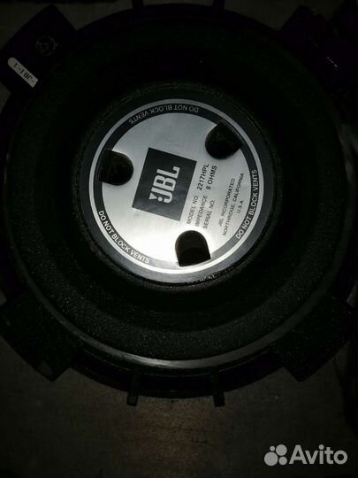 Сабвуферы JBL