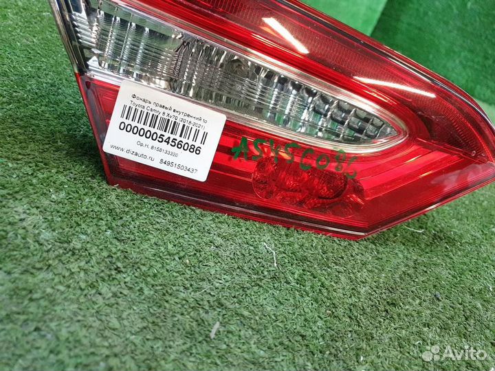 Фонарь левый внутр Toyota Camry XV70 17-нв галоген