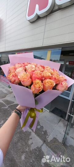 Пионовидные розы букет