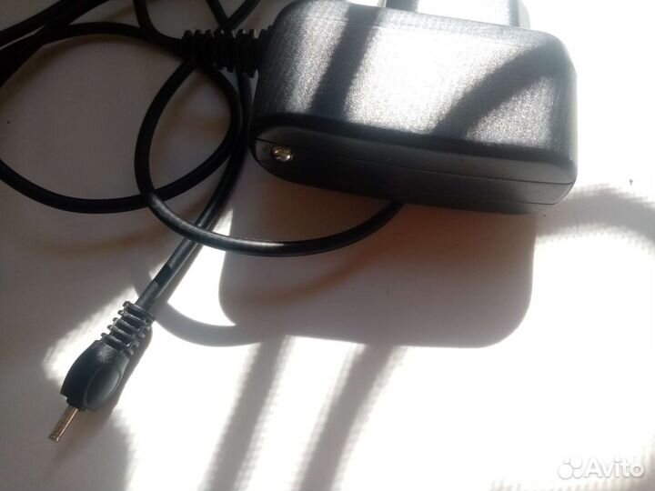 Зарядка для nokia тонкая