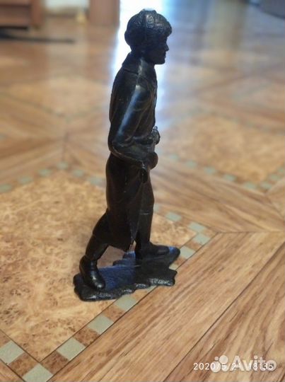 Игрушечные солдаты