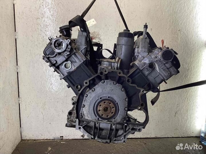 Двигатель Audi A6/RS6/S6 AKN