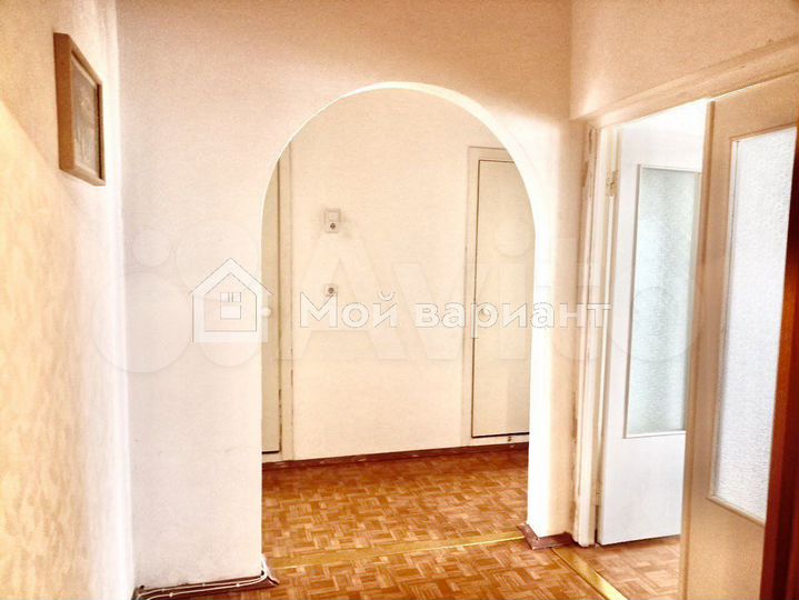 2-к. квартира, 61 м², 6/10 эт.