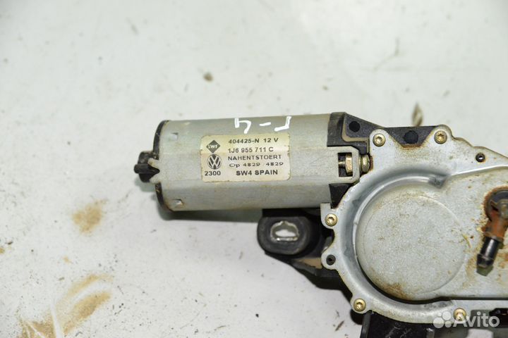 Моторчик заднего стеклоочистителя golf 4