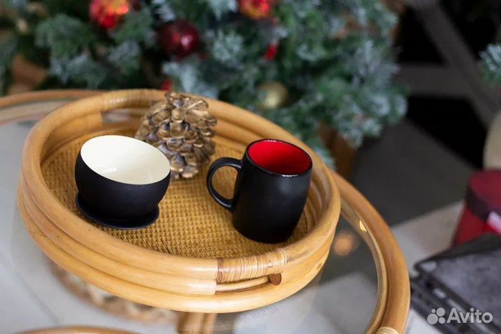 Поднос из ротанга