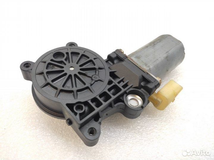 Моторчик стеклоподъемника задний правый Bmw X5 E53