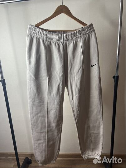 Спортивные штаны nike